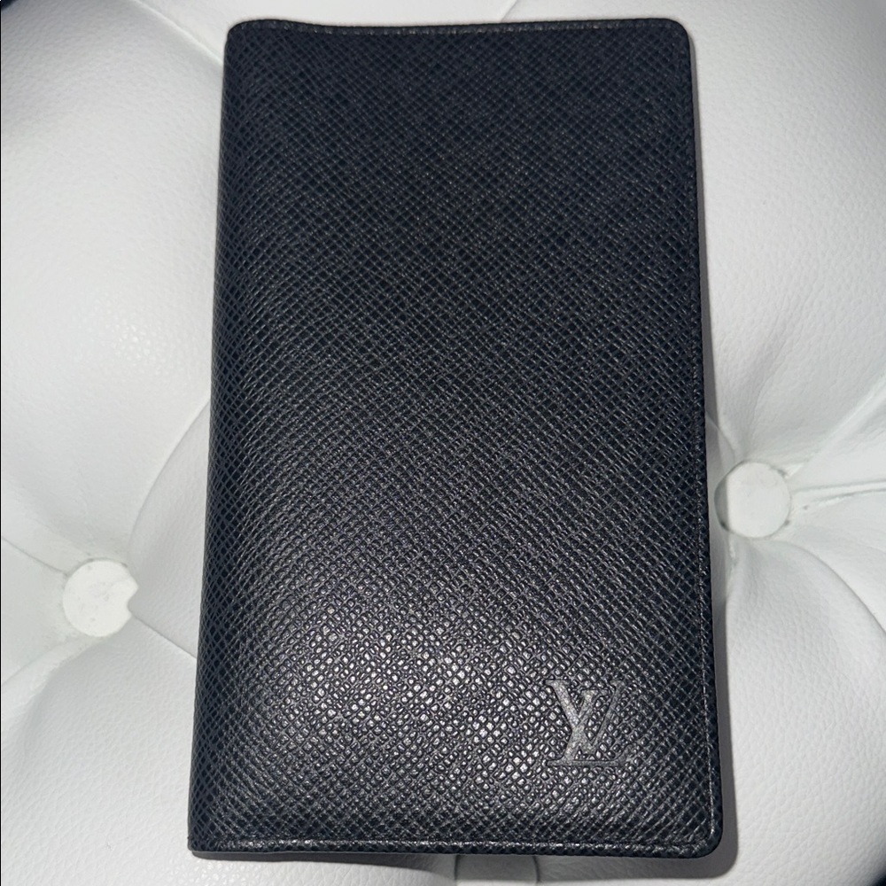 Louis Vuitton Black Taiga Leather Long Wallet